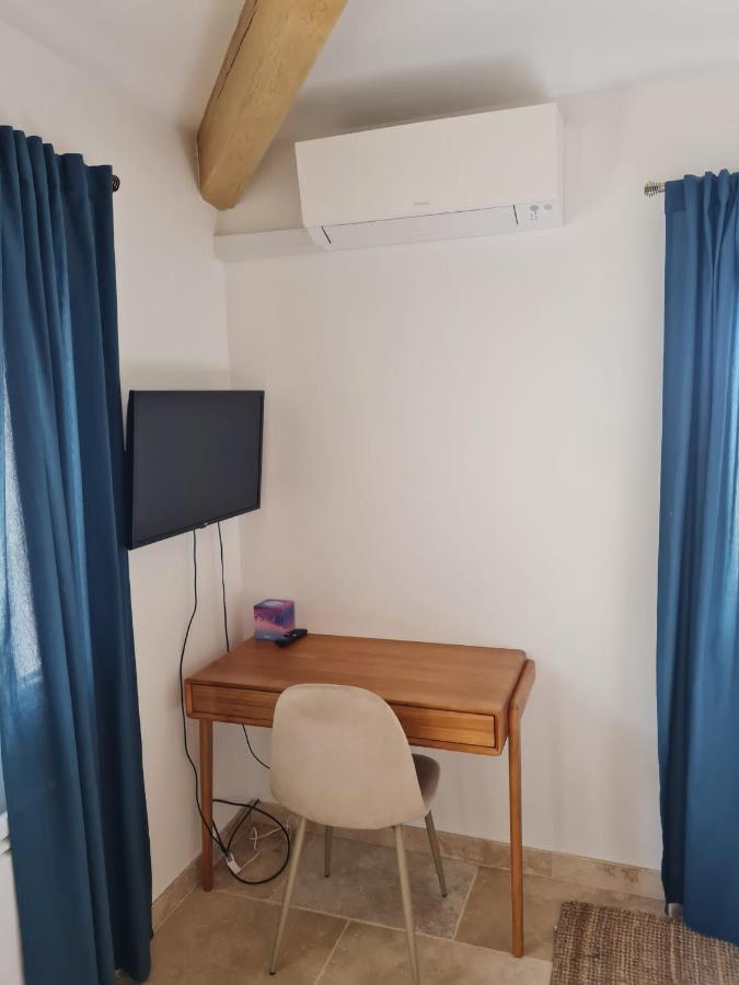 Adorable Maison Independante 30M2 Avec Piscine En Saison カブリ エクステリア 写真