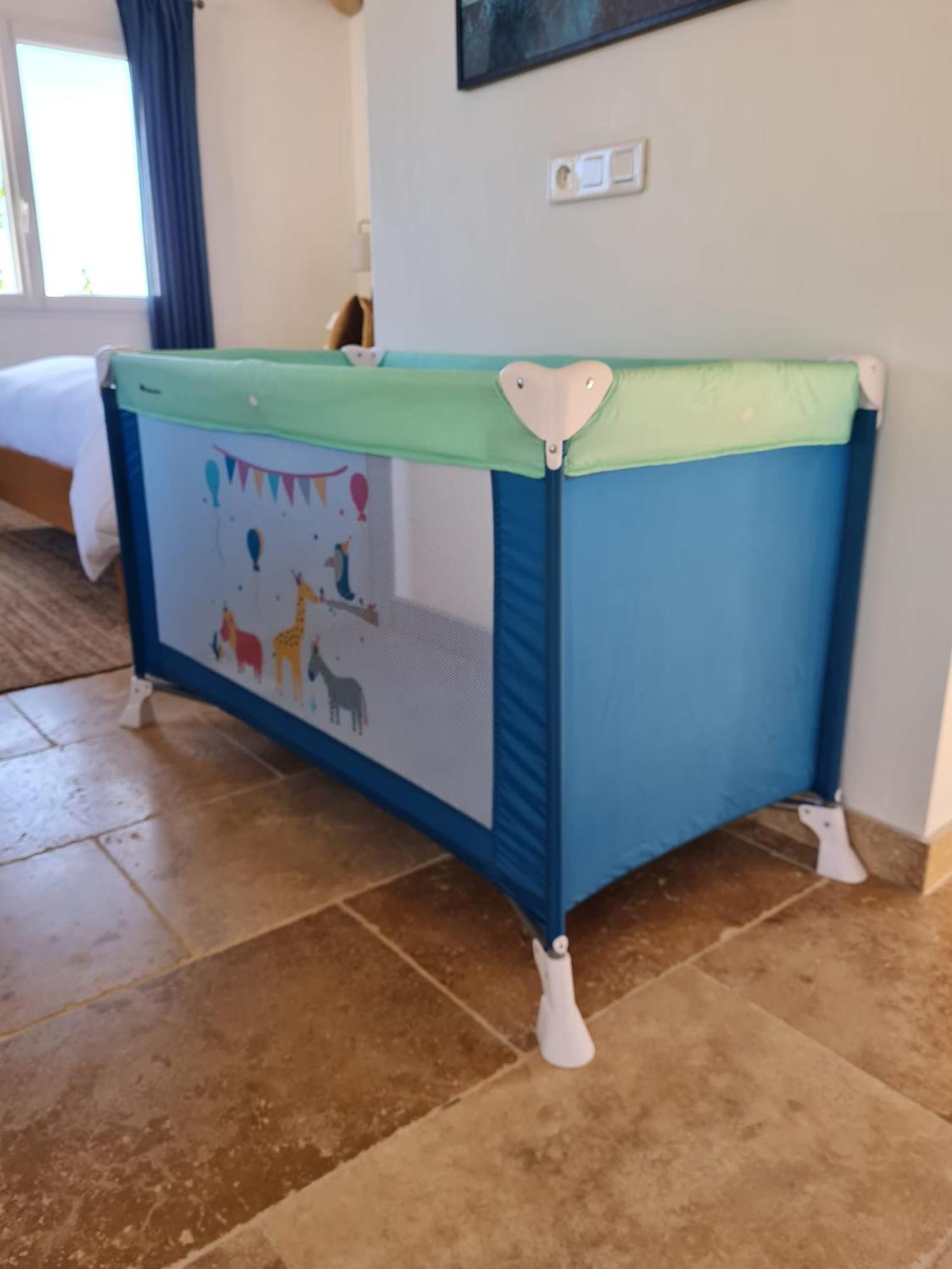 Adorable Maison Independante 30M2 Avec Piscine En Saison カブリ エクステリア 写真