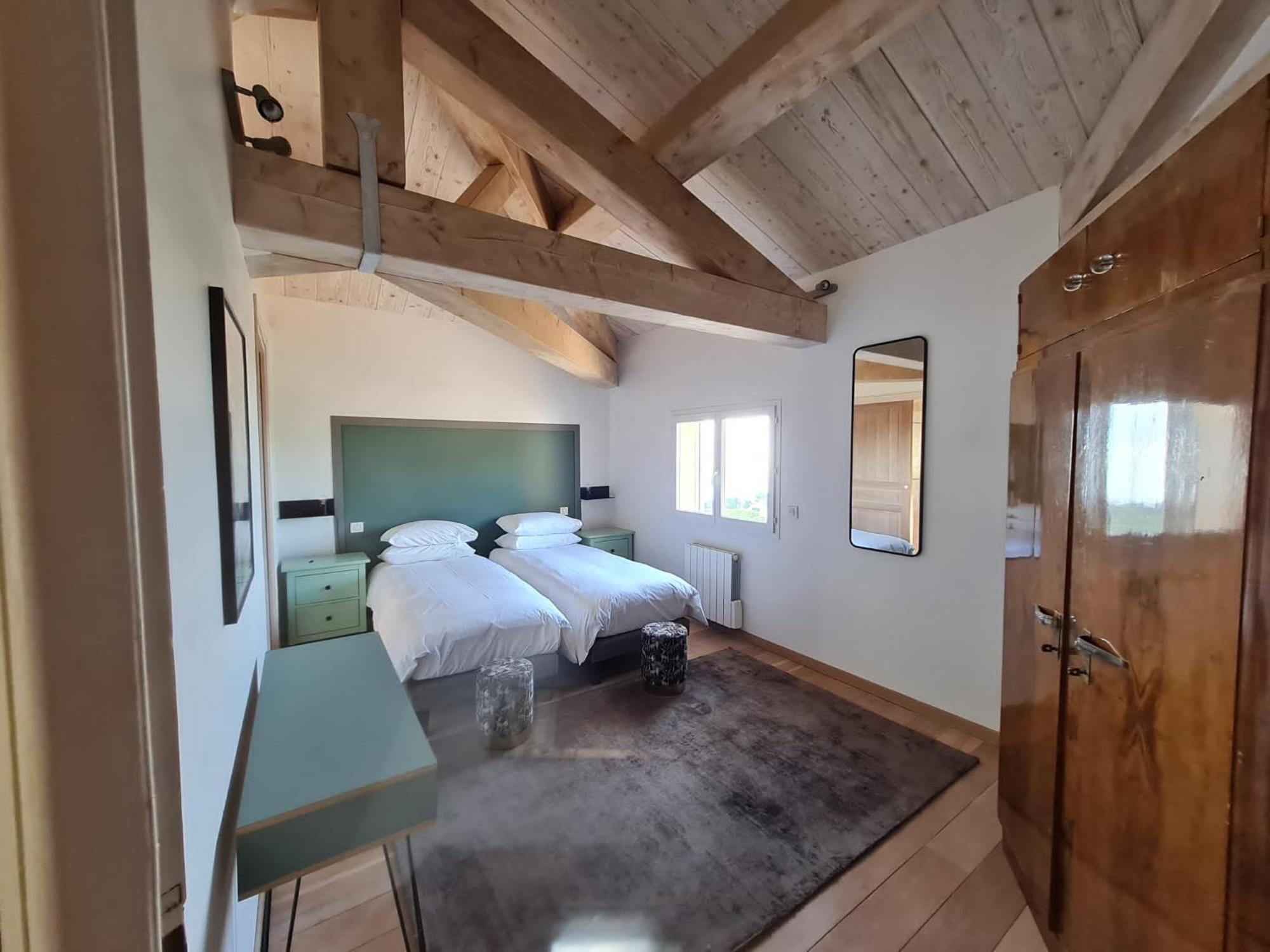 Adorable Maison Independante 30M2 Avec Piscine En Saison カブリ 部屋 写真